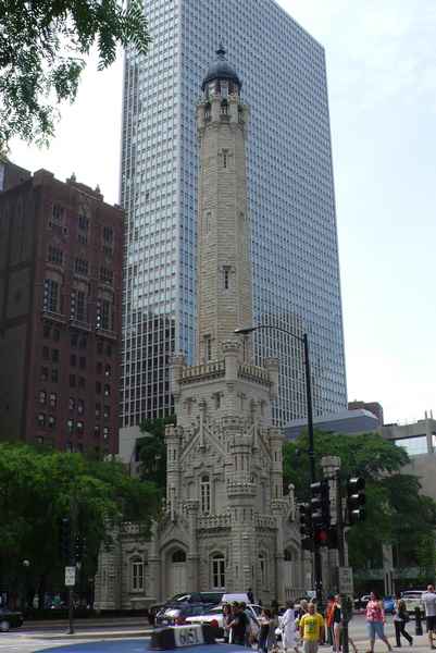 Water tower - photo de Jocelyn Richez