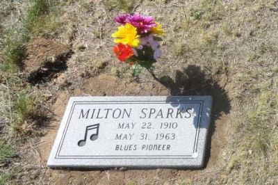 tombe-Milton-Sparks.jpg