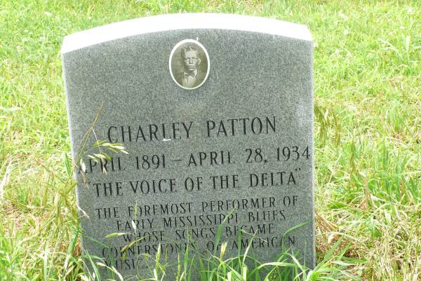 tombe de Charley Patton - photo de Jocelyn Richez