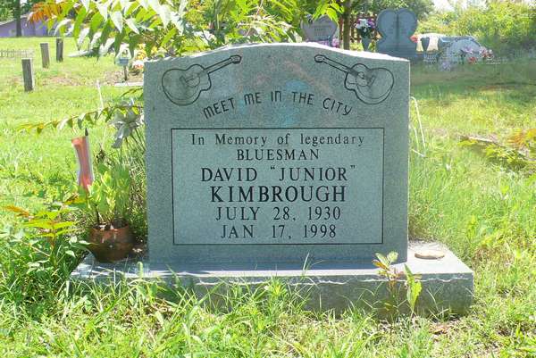 Tombe de Junior Kimbrough - photo de Jocelyn Richez